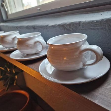 Cosy Ground Floor Apartment With Three Bedrooms ベルゲン エクステリア 写真