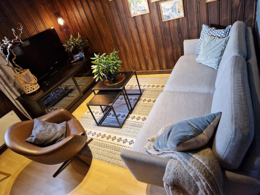 Cosy Ground Floor Apartment With Three Bedrooms ベルゲン エクステリア 写真