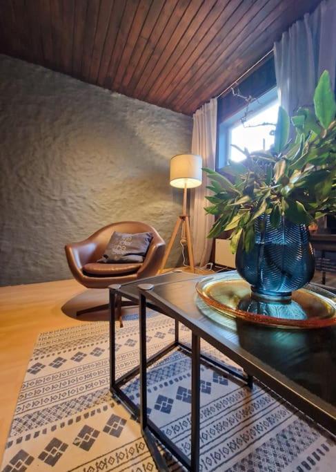 Cosy Ground Floor Apartment With Three Bedrooms ベルゲン エクステリア 写真