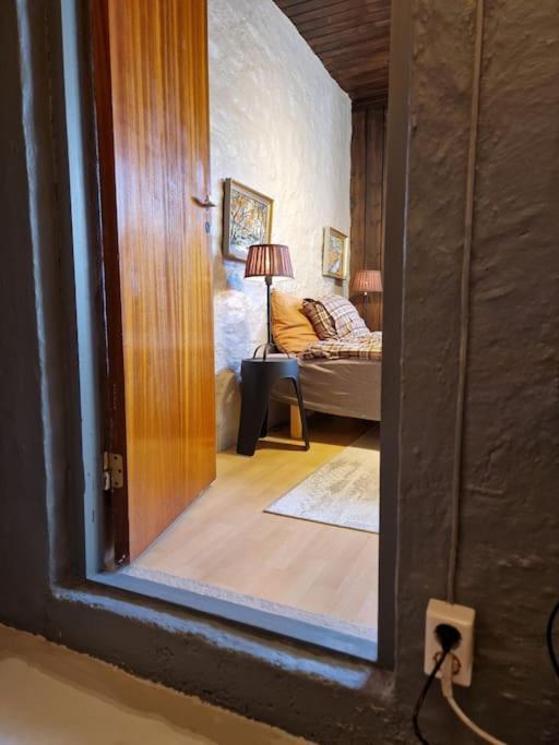 Cosy Ground Floor Apartment With Three Bedrooms ベルゲン エクステリア 写真